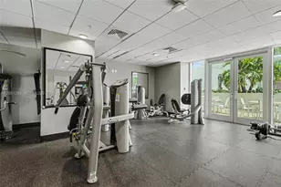 2275 Biscayne Blvd, Miami, FL 33137 - Photo 27