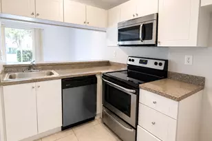 9509 SW 138th Pl, Miami, FL 33186 - Photo 5