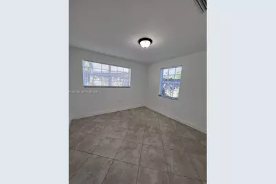 43 Newton Rd #0, West Park, FL 33023 - Photo 9