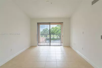 7920 N Nob Hill Rd #305, Tamarac, FL 33321 - Photo 3