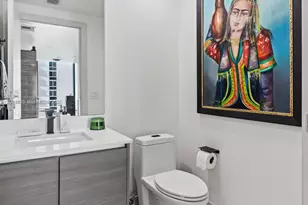 460 NE 28th St, Miami, FL 33137 - Photo 17