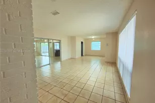 7840 Granada Blvd, Miramar, FL 33023 - Photo 25