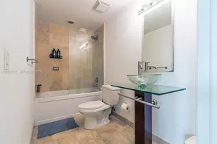 350 S Miami Ave, Miami, FL 33130 - Photo 23