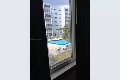 [Address not provided], Hallandale Beach, FL 33009 - Photo 3