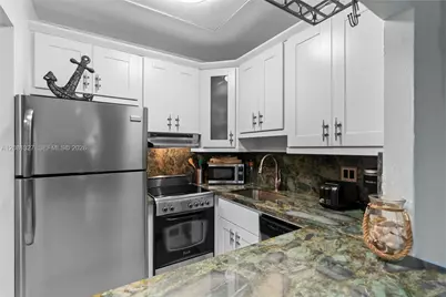1801 S Surf Rd #1E, Hollywood, FL 33019 - Photo 19