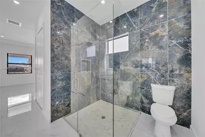 2318 NW Nw 30th Ter, Cape Coral, FL 33993 - Photo 29