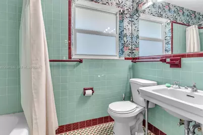 2407 Washington St, Hollywood, FL 33020 - Photo 23