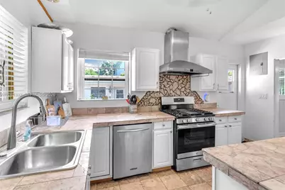 2407 Washington St, Hollywood, FL 33020 - Photo 17