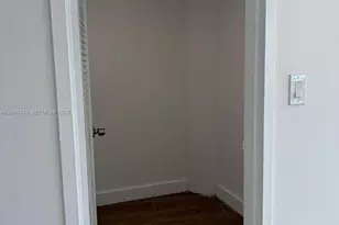 900 Bay Dr, Miami Beach, FL 33141 - Photo 13