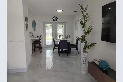 4901 NW 177th St, Miami Gardens, FL 33055 - Photo 9