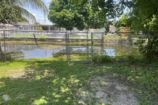 4901 NW 177th St, Miami Gardens, FL 33055 - Photo 41