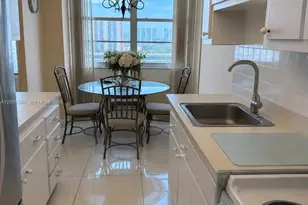 250 174th St, Sunny Isles Beach, FL 33160 - Photo 29