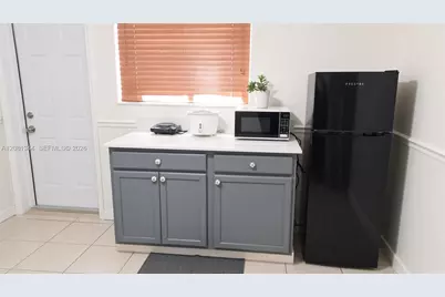 10329 NW 128th Ter #1, Hialeah Gardens, FL 33018 - Photo 3