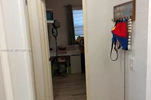 9771 NW 32nd St, Doral, FL 33172 - Photo 5