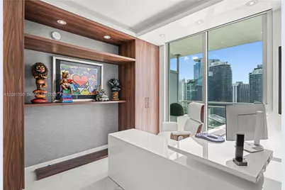 92 SW 3rd St #4003-04, Miami, FL 33130 - Photo 17
