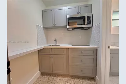 7135 SW 22nd St #A, Miami, FL 33155 - Photo 3