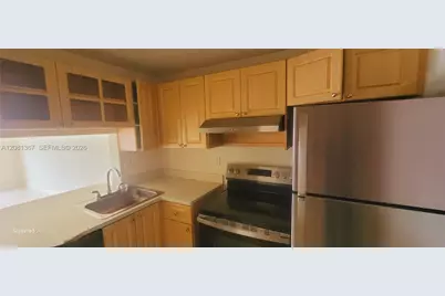 9360 Fontainebleau Blvd #612, Miami, FL 33172 - Photo 11
