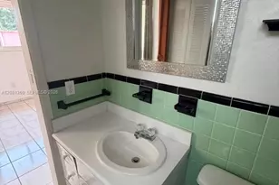3500 NW 16th Terrace, Miami, FL 33125 - Photo 11