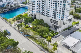 10 SW South River Dr, Miami, FL 33130 - Photo 47