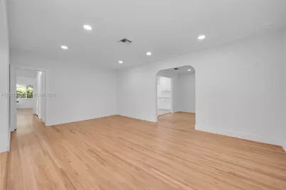 1540 Sarria Ave, Coral Gables, FL 33146 - Photo 3