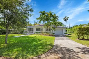 1540 Sarria Ave, Coral Gables, FL 33146 - Photo 1