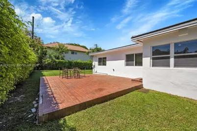 1540 Sarria Ave, Coral Gables, FL 33146 - Photo 25