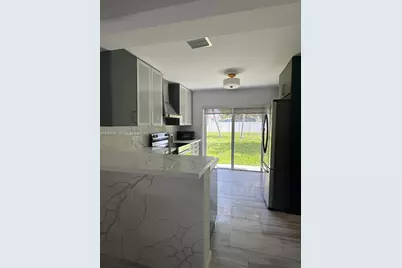 2710 Grant St, Hollywood, FL 33020 - Photo 5