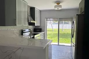 2710 Grant St, Hollywood, FL 33020 - Photo 5