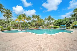 692 NW 170th Terrace, Pembroke Pines, FL 33028 - Photo 27