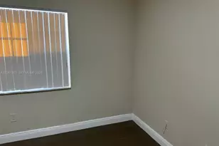 18324 NW 68th Ave, Hialeah, FL 33015 - Photo 3