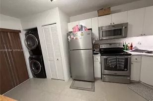 7775 NW 22nd St, Pembroke Pines, FL 33024 - Photo 37