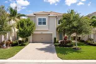 4729 Greenway Dr, Hollywood, FL 33021 - Photo 1