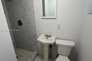 625 SW 5th Ave, Miami, FL 33130 - Photo 11