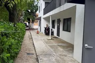 625 SW 5th Ave, Miami, FL 33130 - Photo 3