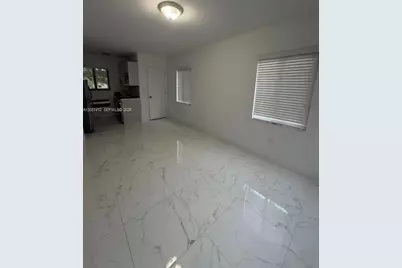 625 SW 5th Ave #10, Miami, FL 33130 - Photo 9