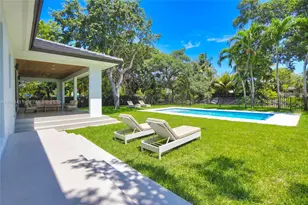 6853 S Waterway Dr, Miami, FL 33155 - Photo 37