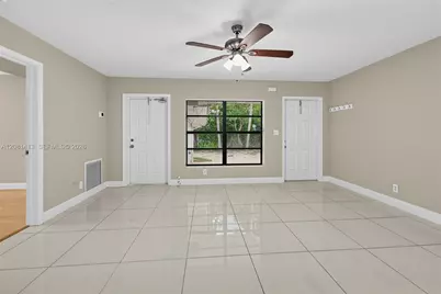 114 NE 18th St, Delray Beach, FL 33444 - Photo 21