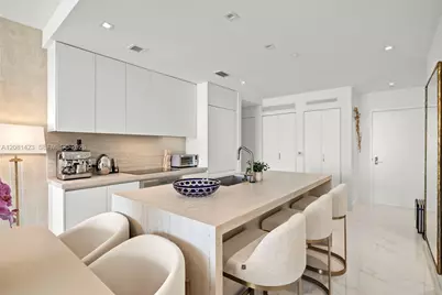 700 NE 24th St #4404, Miami, FL 33137 - Photo 7