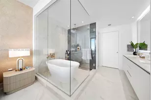700 NE 24th St, Miami, FL 33137 - Photo 15