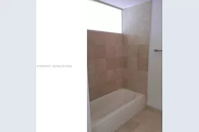350 NE 24th St #407, Miami, FL 33137 - Photo 11