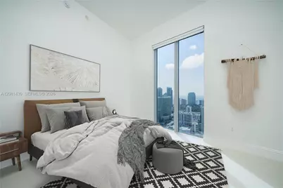 185 SW 7th St #4412, Miami, FL 33130 - Photo 7