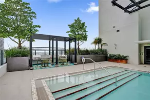 11 NE 6th, Miami, FL 33132 - Photo 37