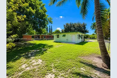 2631 NW 6th St, Pompano Beach, FL 33069 - Photo 15