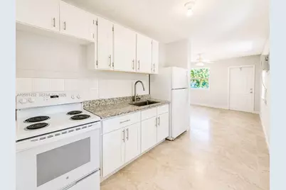 2631 NW 6th St, Pompano Beach, FL 33069 - Photo 3