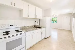 2631 NW 6th St, Pompano Beach, FL 33069 - Photo 3