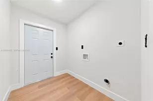 1838 NW 57th St, Miami, FL 33142 - Photo 19