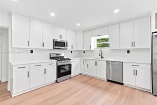 1838 NW 57th St, Miami, FL 33142 - Photo 7