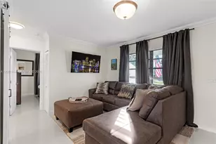 1075 NE 12th Ave, Homestead, FL 33030 - Photo 5