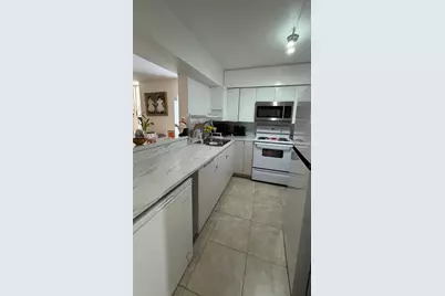 210 172nd St #144, Sunny Isles Beach, FL 33160 - Photo 3