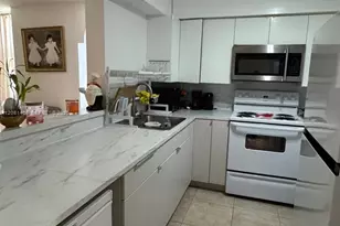 210 172nd St, Sunny Isles Beach, FL 33160 - Photo 3